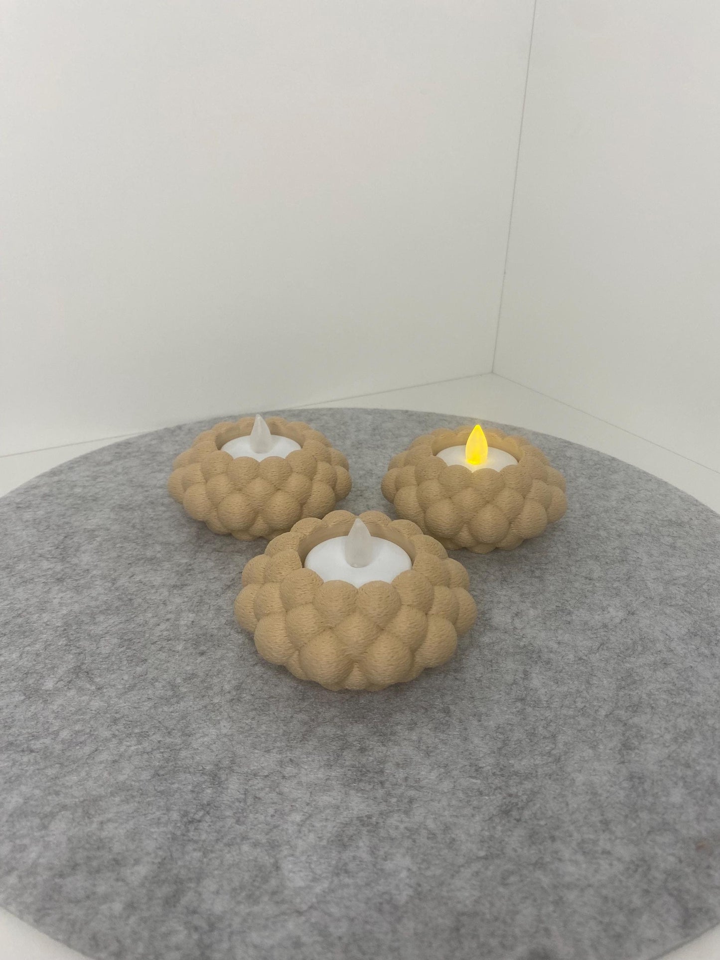 Bubble LED Teelichthalter – Verspieltes Design trifft stimmungsvolles Licht