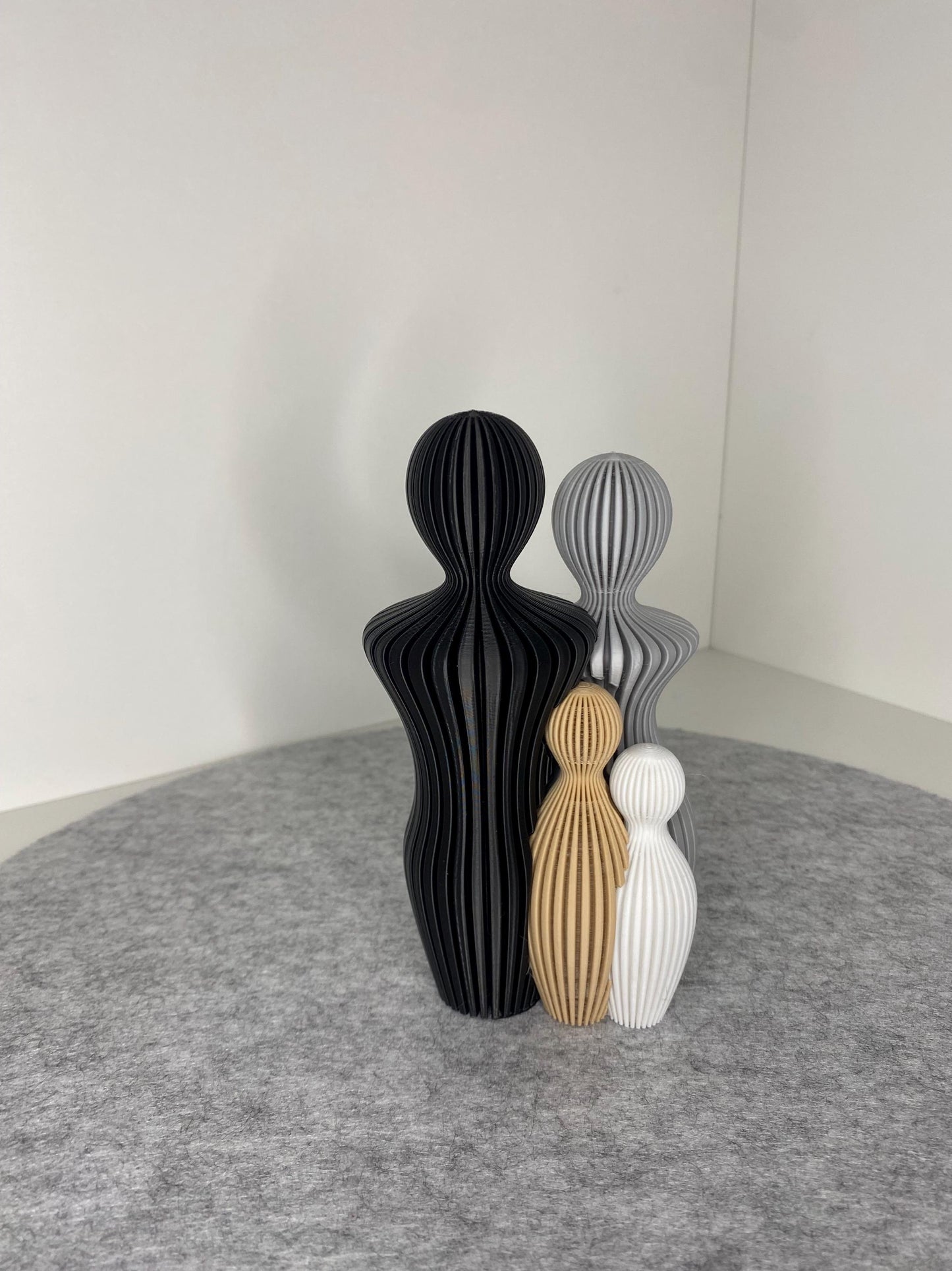 Familie mit Kind – PLA Skulptur aus 3D-Druck | Geschenk Muttertag/ Vatertag | Geburt & Hochzeit | Handgemachte Familiendeko