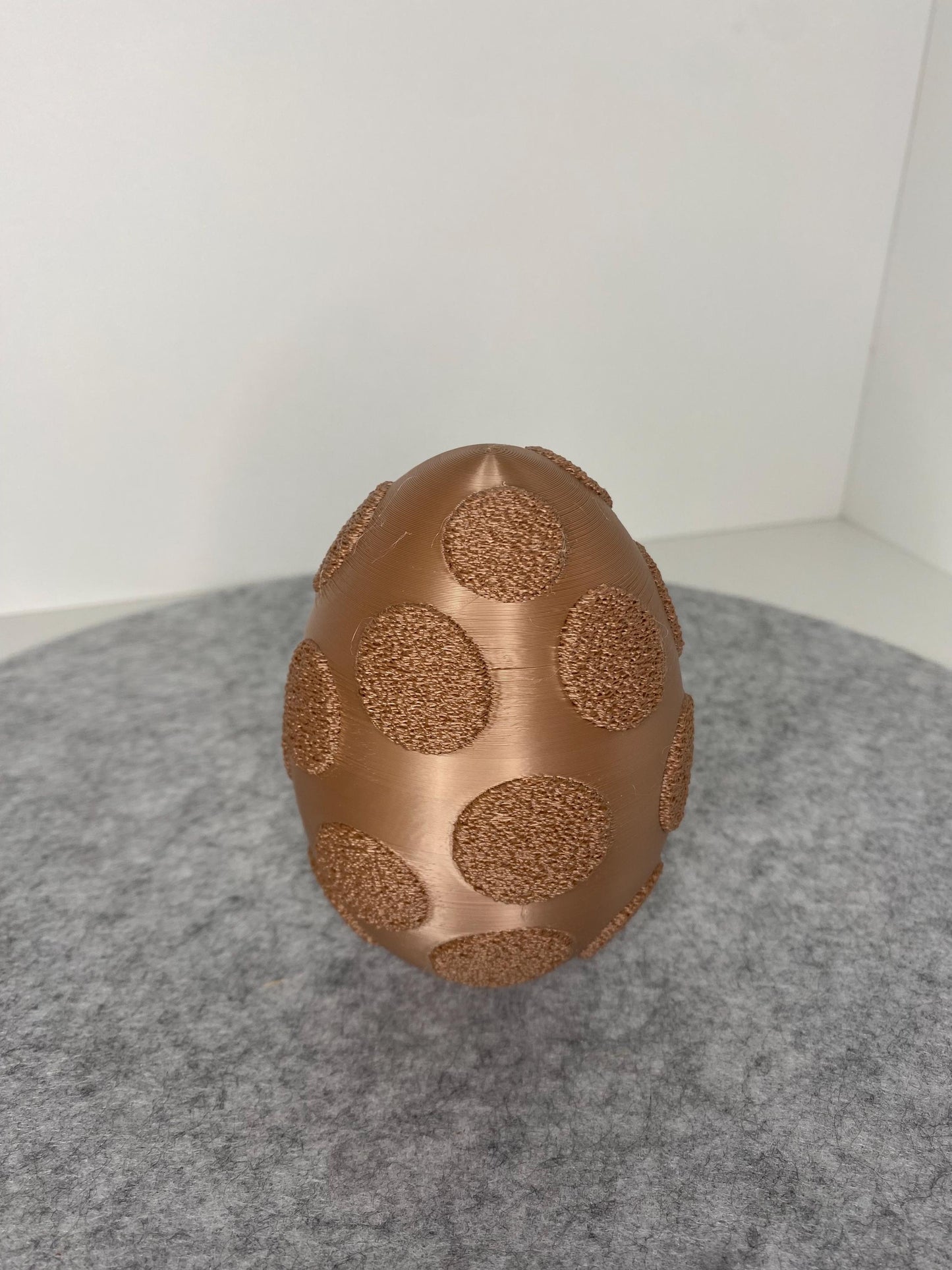 Osterdeko Ei gepunktet Ostern 3D Druck Japandi Modern stilvoll Fuzzy Osterei Eyecatcher