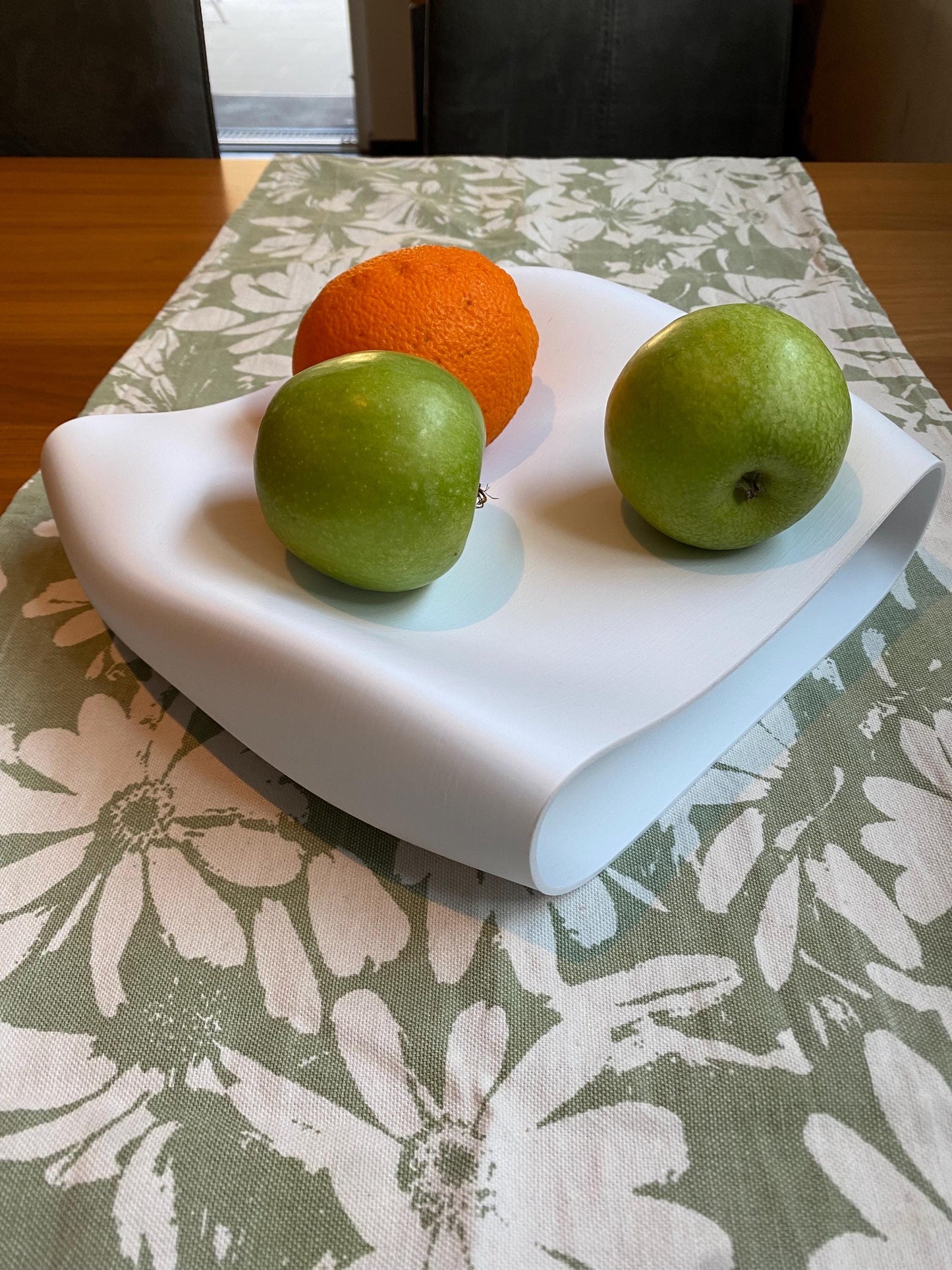 Moderne Obstschale aus dem 3D-Drucker – Elegante Küchendeko im organischen Design
