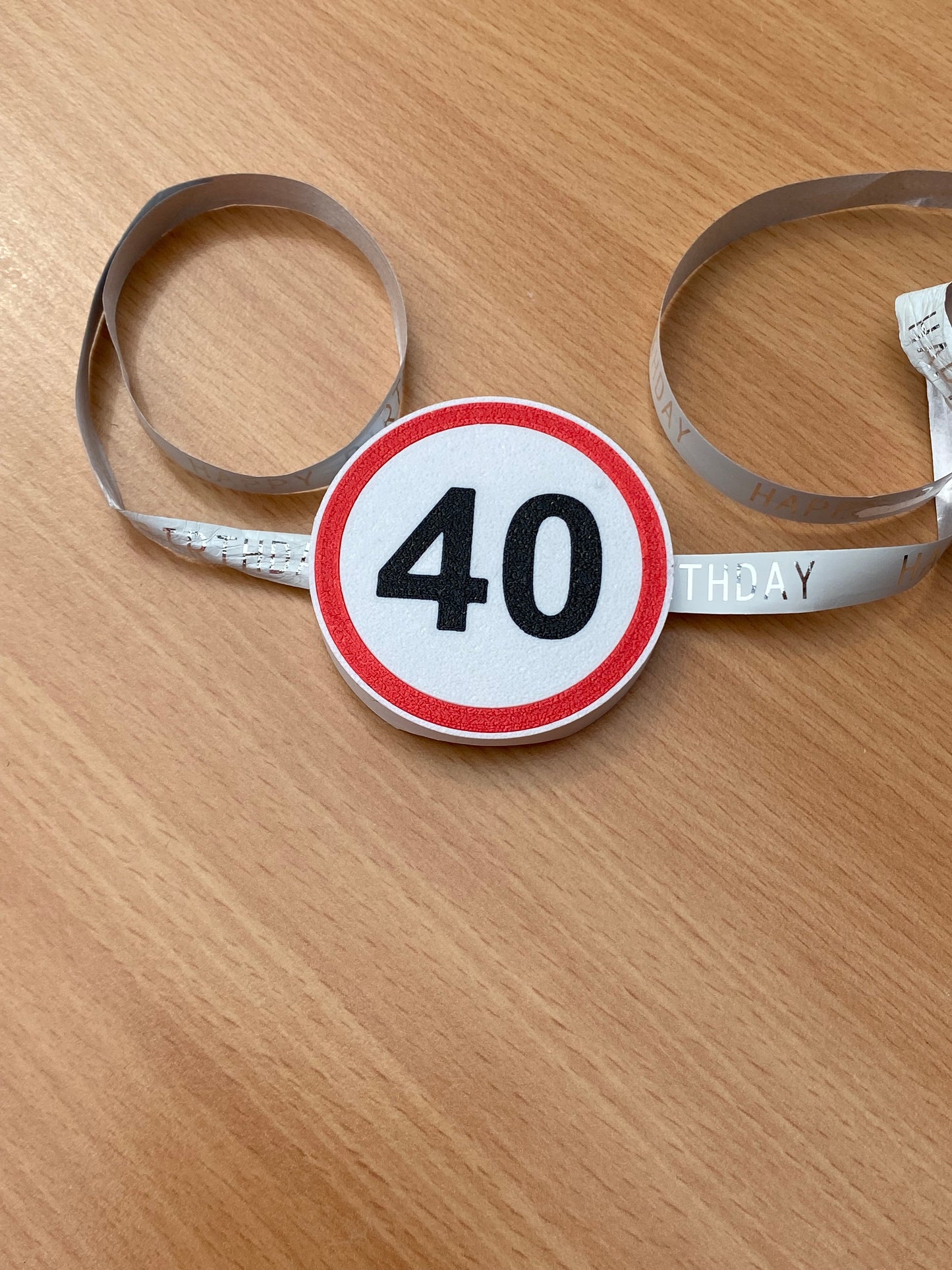 Flaschenanhänger zum Runden Geburtstag 3D gedruckt Oktagon mit Zahlen zum 18. Geburtstag