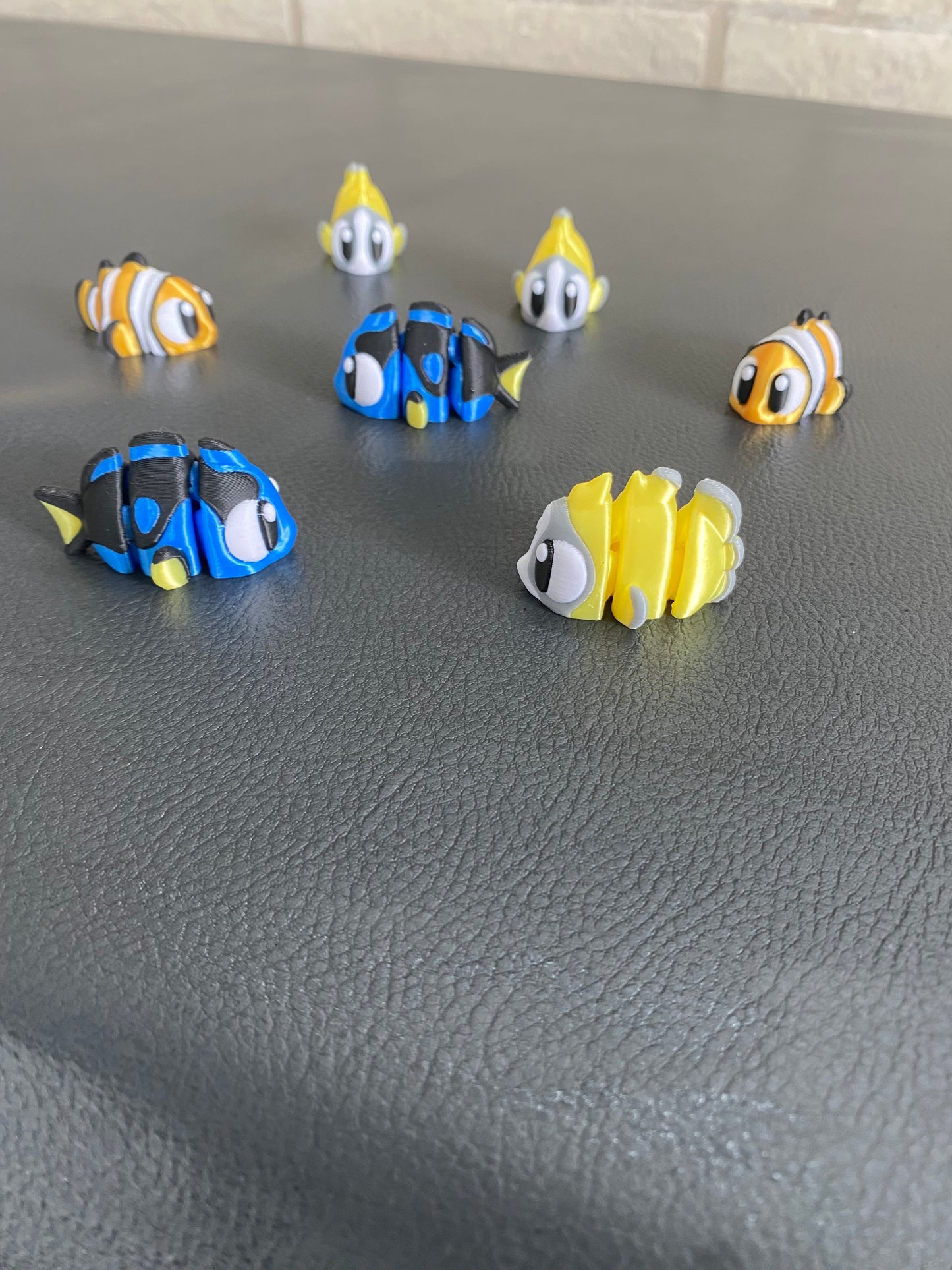Bewegliche Tropischer Fisch – Süßes 3D-Druck-Spielzeug im „Findet Nemo“-Stil mit Aqarium