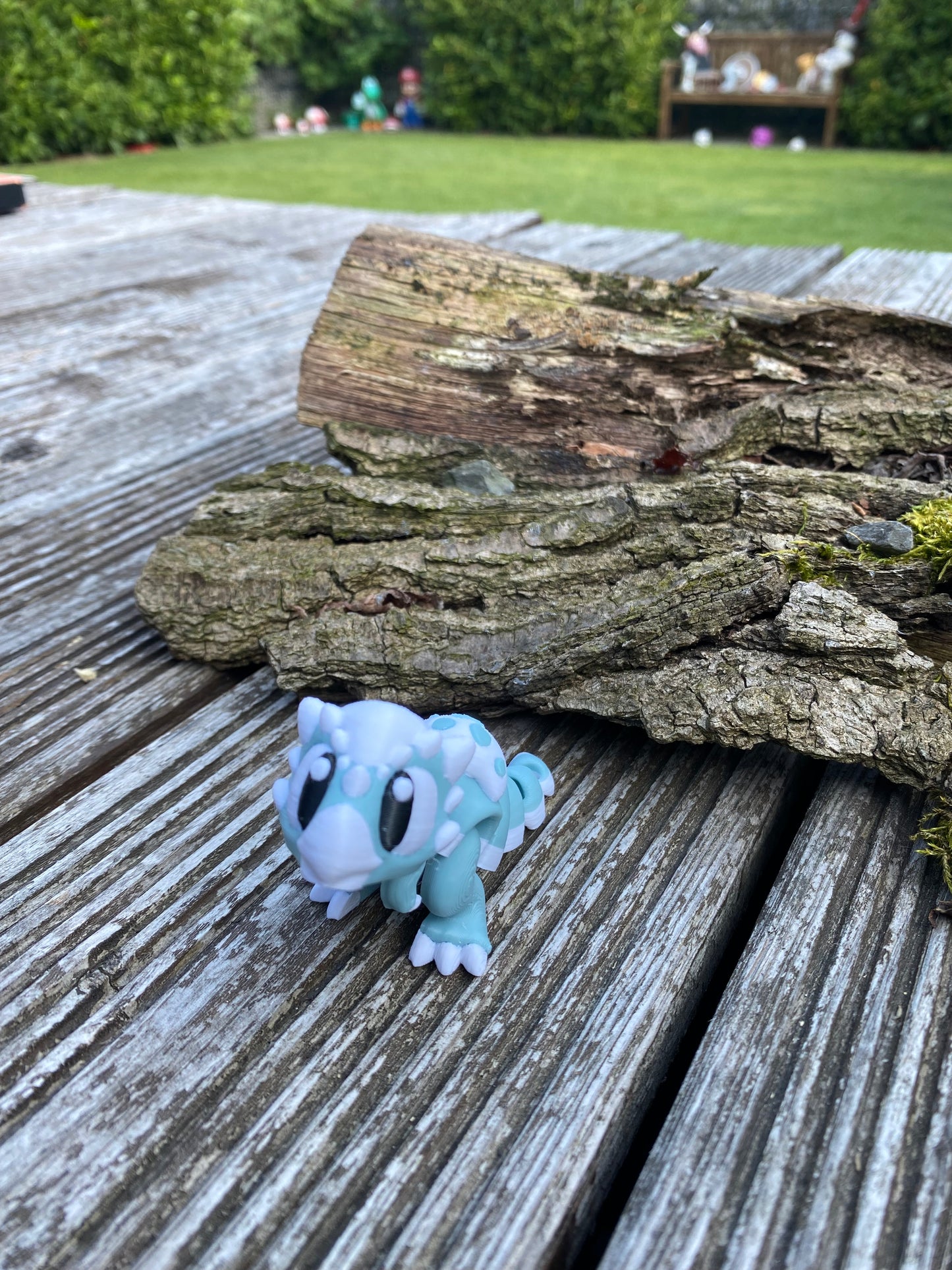 Bewegliche Dino Baby mit Eierschale – 3D-gedruckte Dinosaurierfiguren in verschiedenen Designs Sammlerfiguren