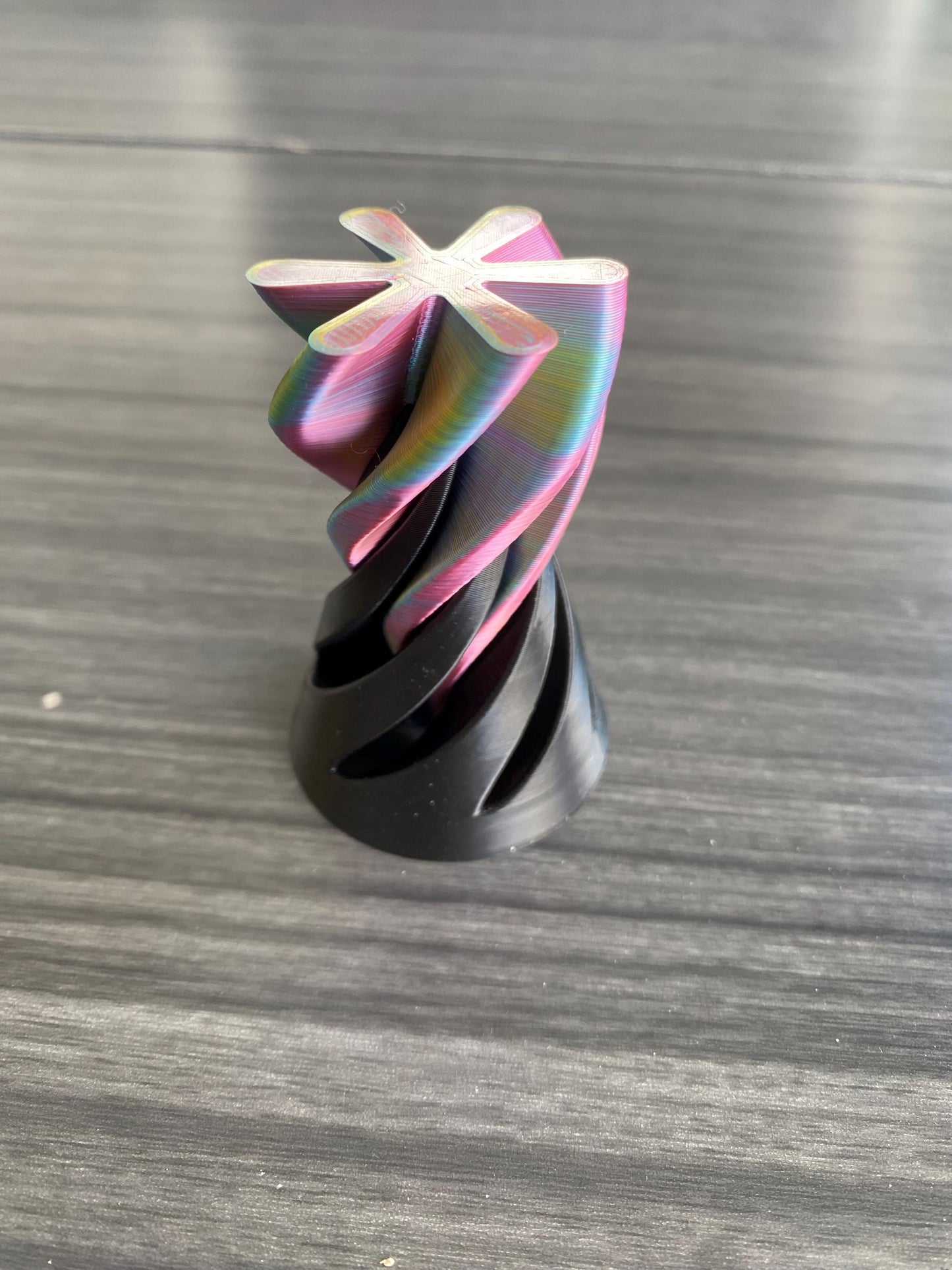 Spiral Cone Fidget Toy – Hypnotisches Spiral Drehspielzeug – 3D-gedrucktes Stressabbau Gadget – Beruhigendes Fidget Spinner Geschenk Motorik
