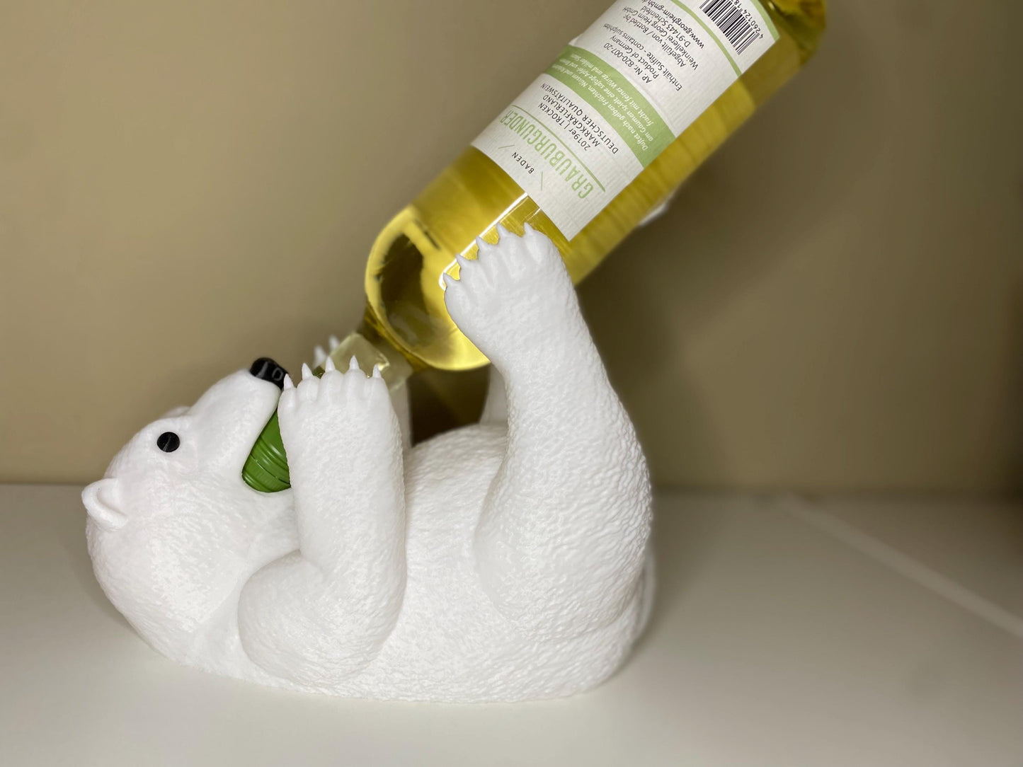 Eisbär Weinflaschenhalter – Origineller Flaschenhalter aus 3D-Druck | Geschenk für Weinliebhaber & stilvolle Dekoration