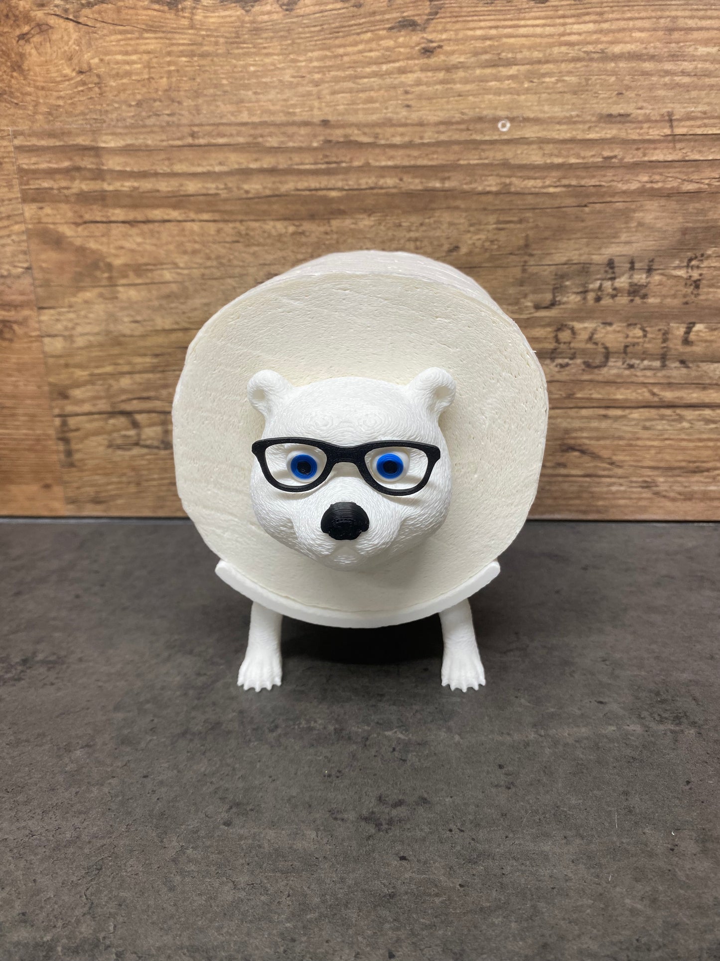 Toilettenaufbewahrung Eisbär – Originelle Badezimmer-Deko mit Humor