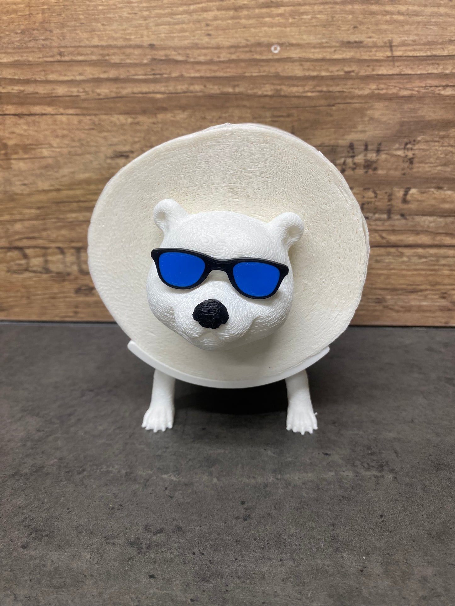 Toilettenaufbewahrung Eisbär – Originelle Badezimmer-Deko mit Humor