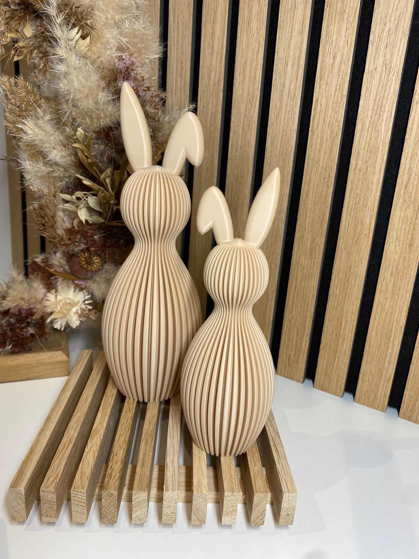 Osterhase mit kleinen Knickohr Ohr - tolle Osterdeko in zwei Größen