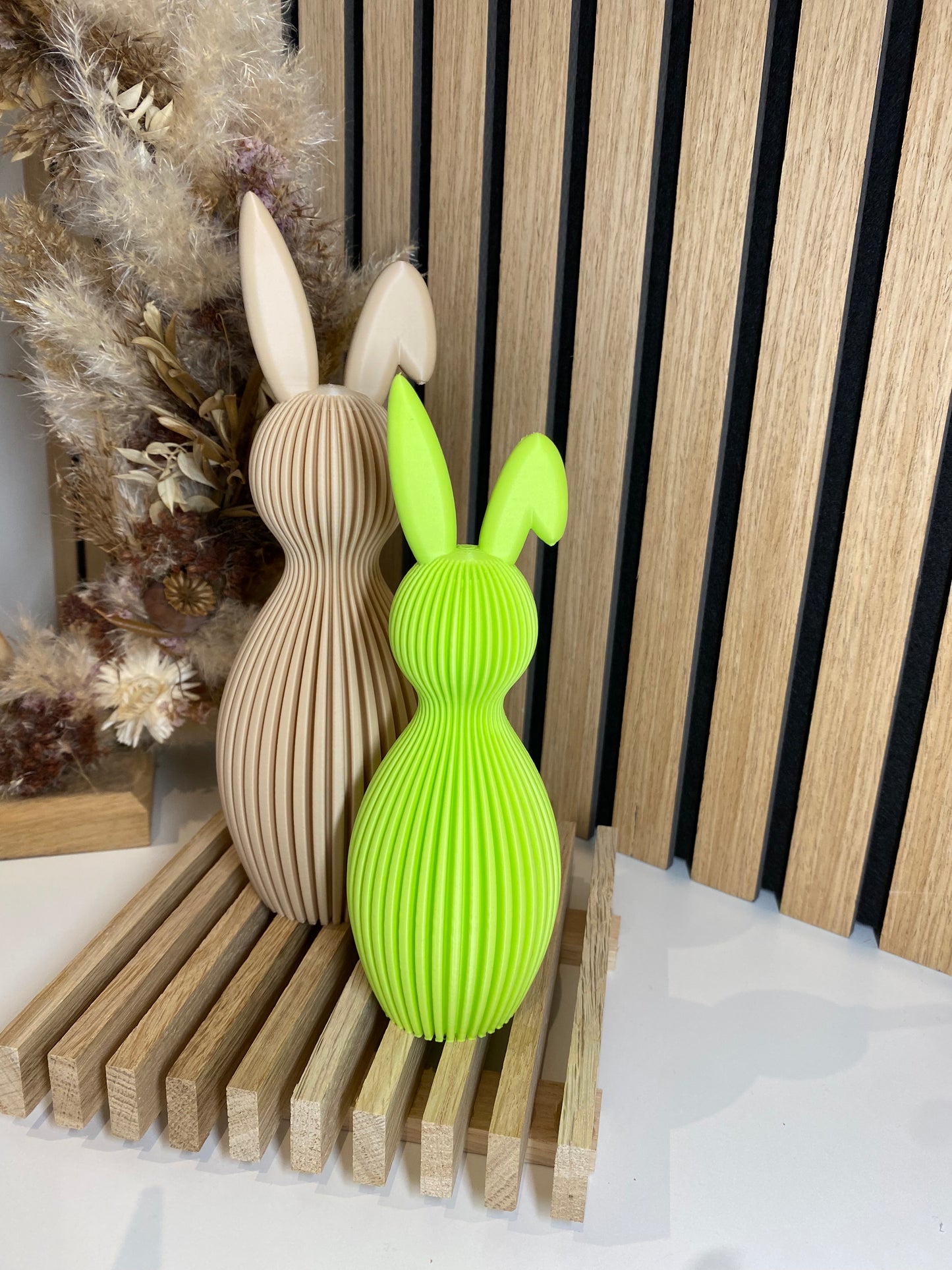 Osterhase mit kleinen Knickohr Ohr - tolle Osterdeko in zwei Größen