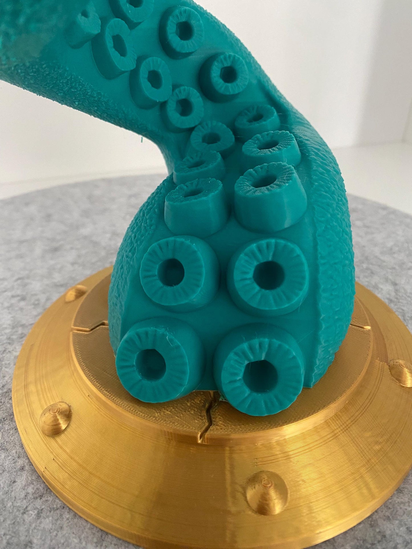 🐙 Octopus Tentakel Flaschenhalter – Maritimes Design trifft Weinleidenschaft