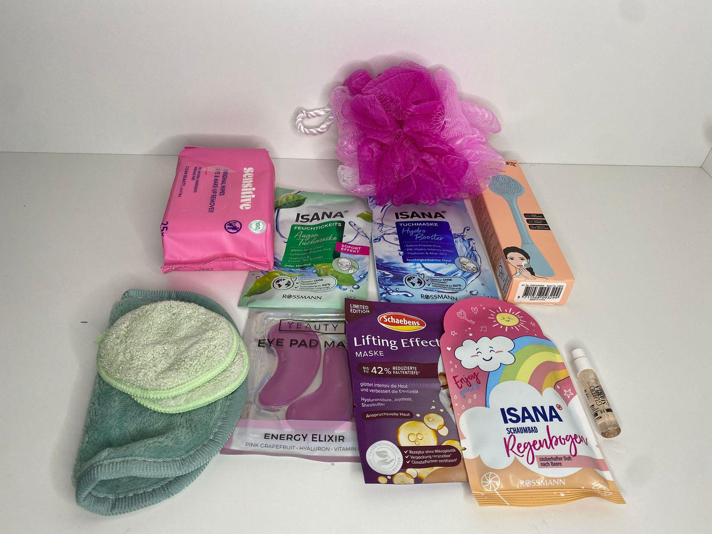 Holz Geschenkkorb Geschenkset Geschenk Mitbringsel Wellness Geschenkidee Holzkorb Badesalz Augenmaske Beauty Auszeit Mädels Therapie