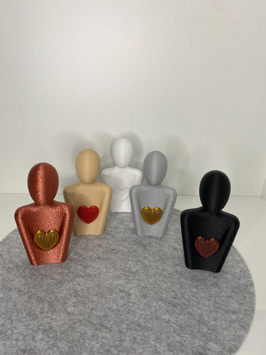 3D-Druck Skulptur mit Herz aus PLA | Geschenk für Mama | Muttertag Figur | Nachhaltige Deko | Handgemachte Herz-Skulptur modern