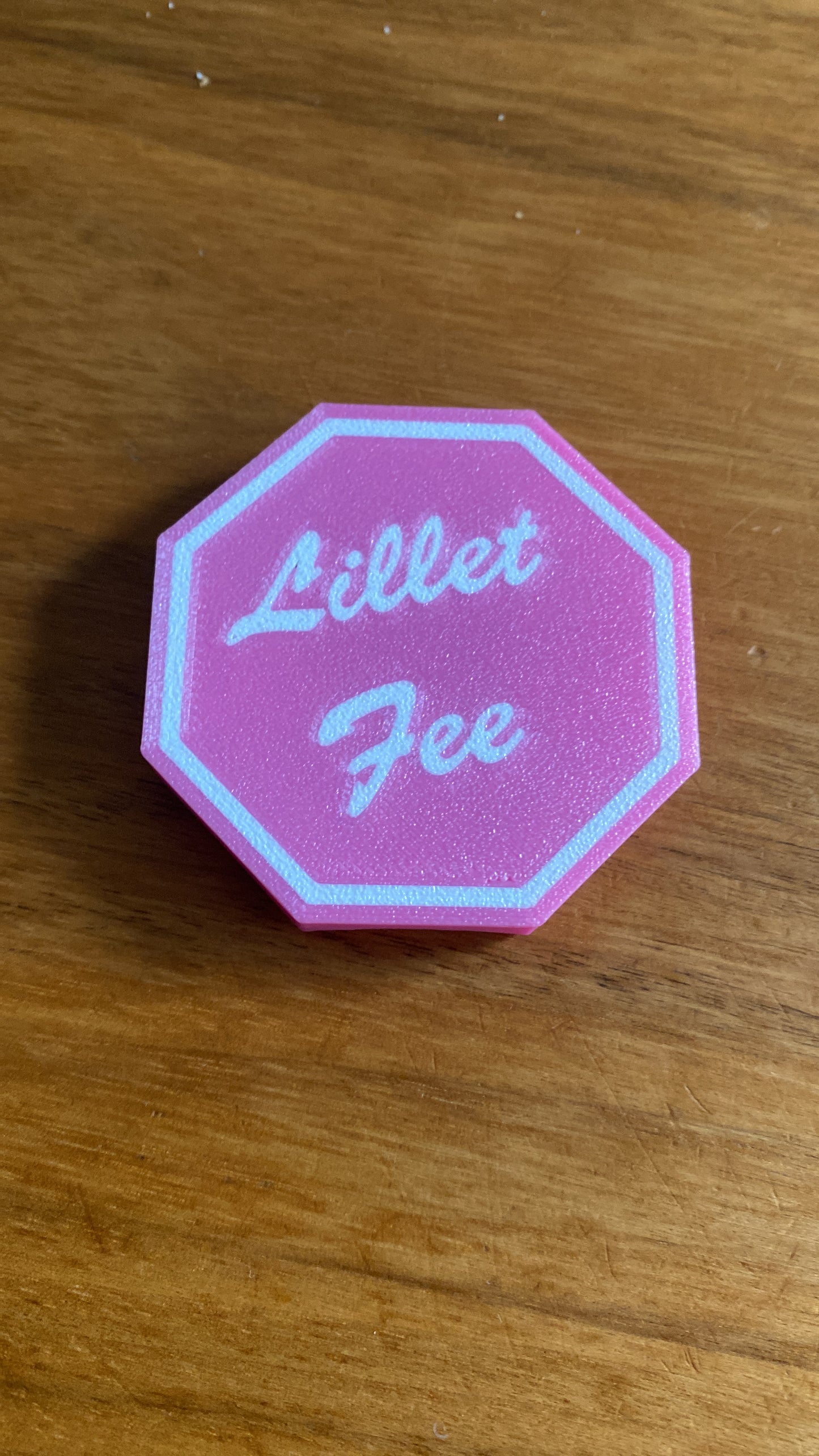 🍸 3D-gedruckter Flaschenanhänger – Oktagon mit frechen Sprüchen für besondere Anlässe