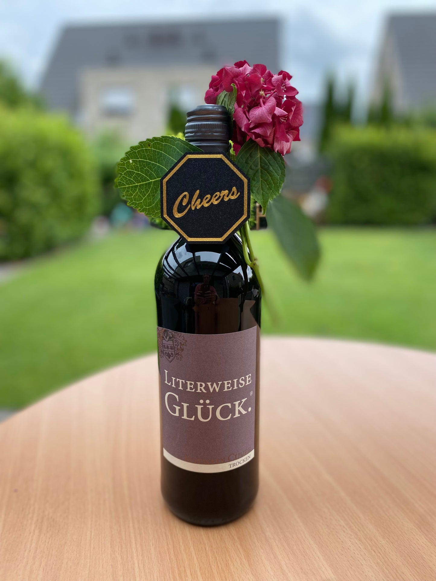 🍸 3D-gedruckter Flaschenanhänger – Oktagon mit frechen Sprüchen für besondere Anlässe