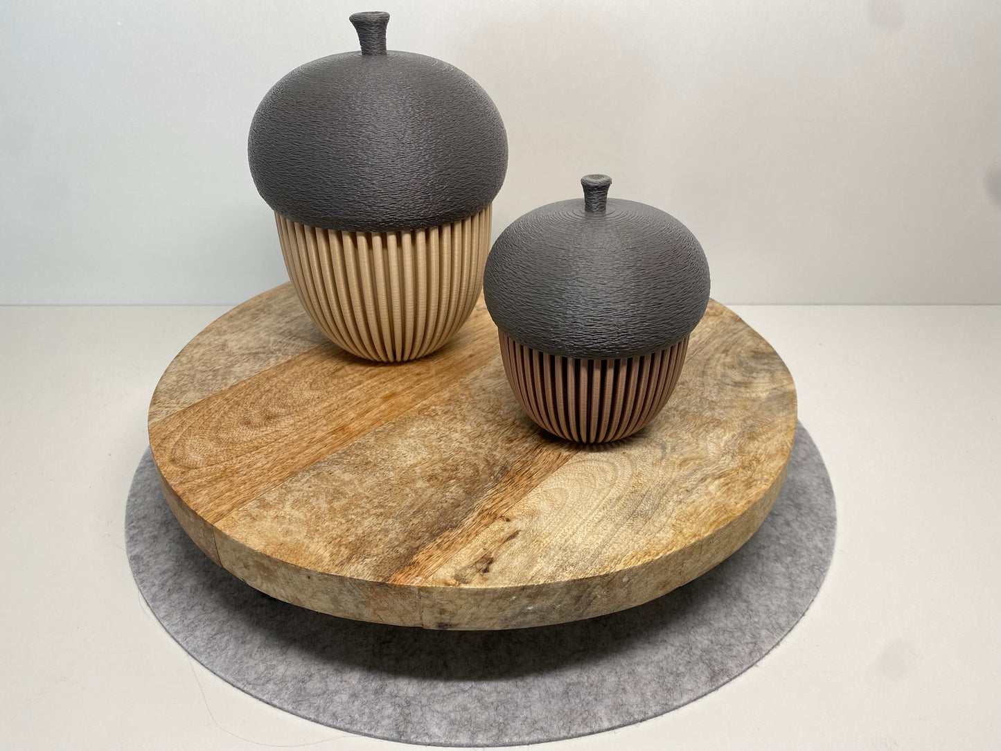 Herbstdeko Eichel-Dose – 3D-gedruckt in zwei Größen ideal für LED-Teelichter oder kleine Gegenstände