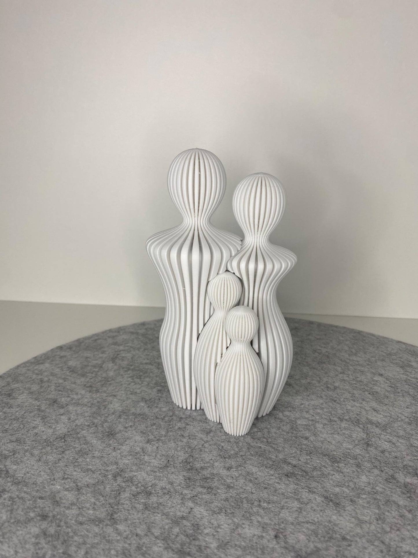 Familie mit Kind – PLA Skulptur aus 3D-Druck | Geschenk Muttertag/ Vatertag | Geburt & Hochzeit | Handgemachte Familiendeko